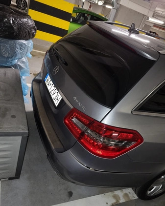 Mercedes-Benz Klasa E cena 50900 przebieg: 147212, rok produkcji 2013 z Warszawa małe 667